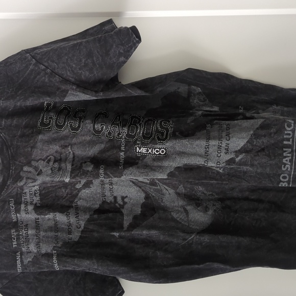 Authentic Mayan Flea Market "Los Cabos" shirt. - Picture 2 of 3
